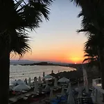 Ferienhaus Philoxenia! Beachfront House With Garden On The Sand Arkoudi