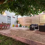 Philoxenia! Beachfront House With Garden On The Sand Σπίτι διακοπών