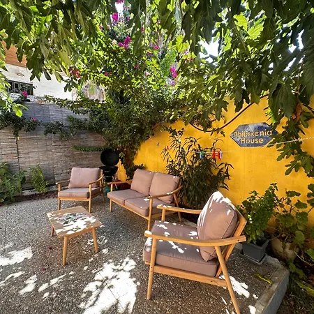 Philoxenia! Beachfront House With Garden On The Sand Σπίτι διακοπών