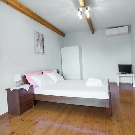 Philoxenia House! Maisonette In Front Of The Sea! Holiday home *