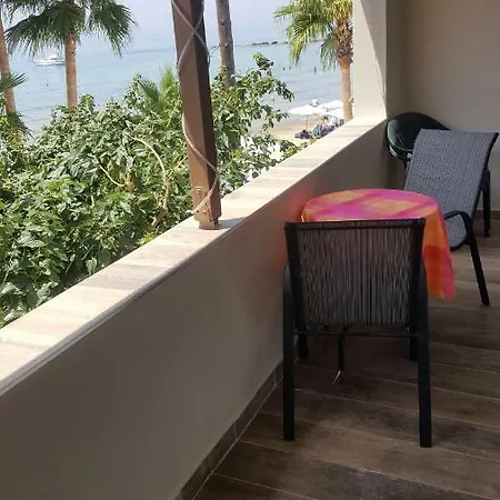 Philoxenia House! Maisonette In Front Of The Sea! Arkoudi
