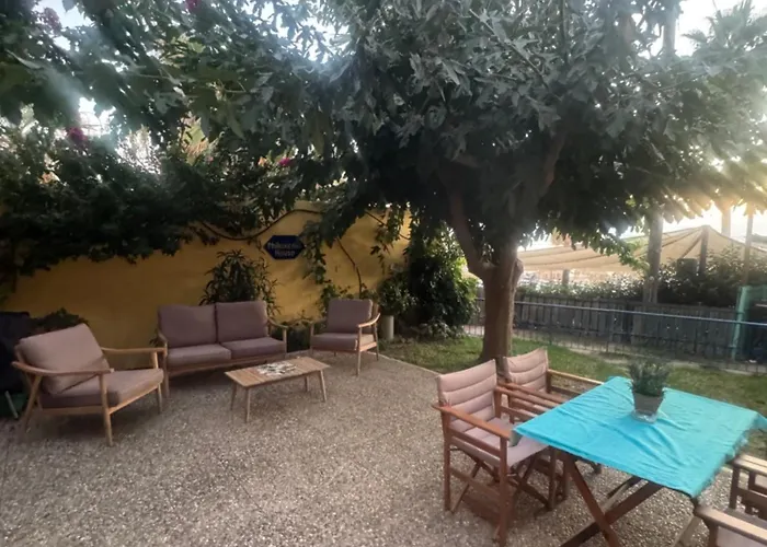 Philoxenia! Beachfront House With Garden On The Sand *
