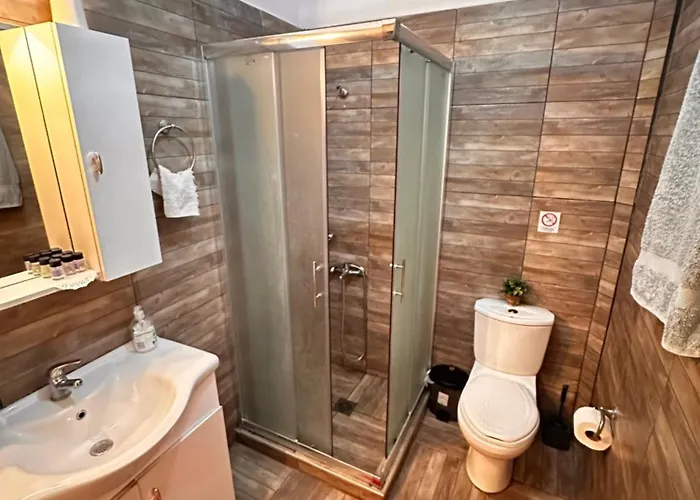 Philoxenia House! Maisonette In Front Of The Sea!