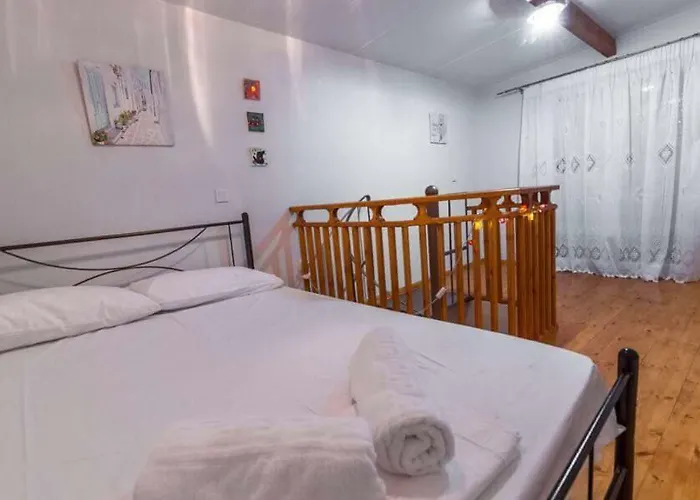 Philoxenia House! Maisonette In Front Of The Sea! Σπίτι διακοπών Αρκούδι