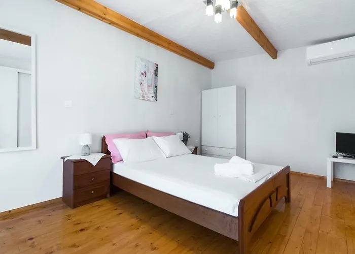 Philoxenia House! Maisonette In Front Of The Sea! בית נופש