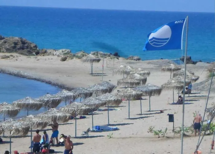 Philoxenia! Beachfront House With Garden On The Sand